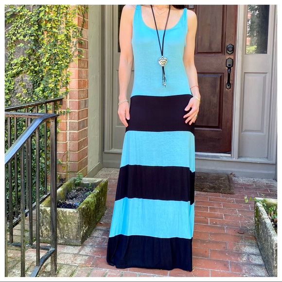 ✨LAST ONE ✨Color block maxi dress - Picture 4 of 7